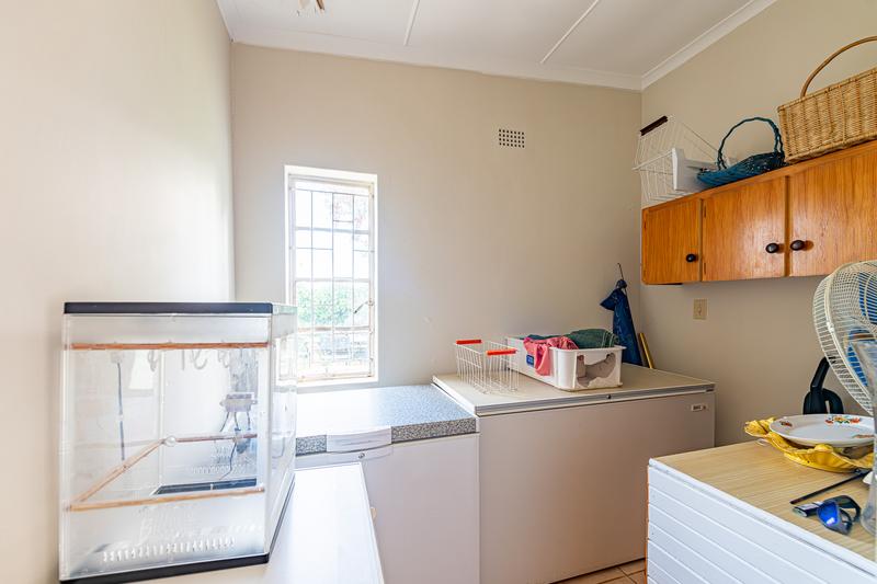 5 Bedroom Property for Sale in Riviersonderend Western Cape